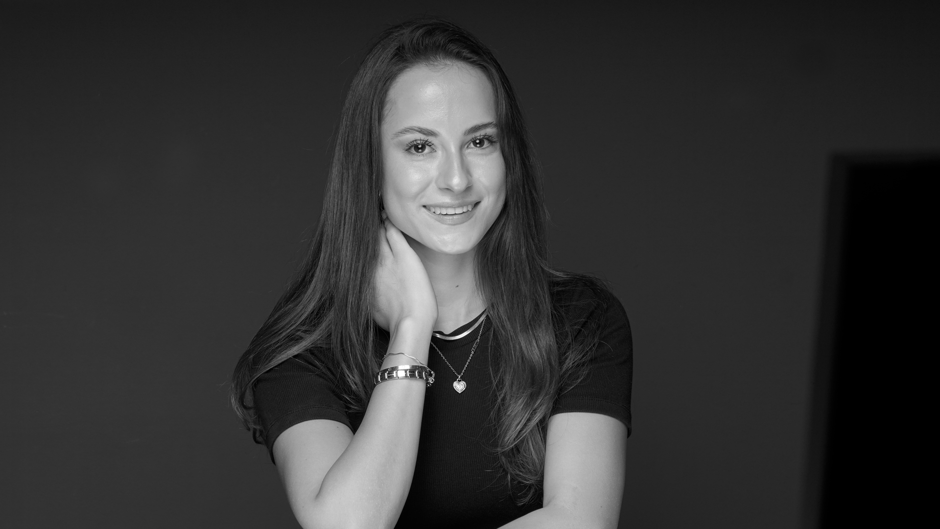 MELİS ÇAM – KULİS TALENT MANAGEMENT MELİS ÇAM - KULİS TALENT MANAGEMENT
